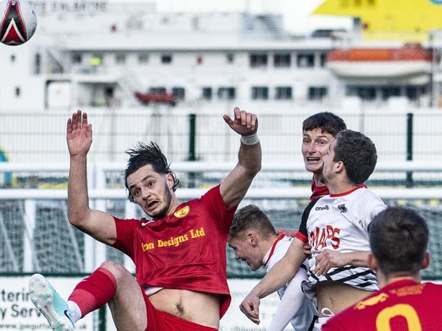Newhaven went out of the FA Vase in the second round on Saturday, losing 4-1 to Deal Town. Photographer Paul Trunfull was there to catch the action.