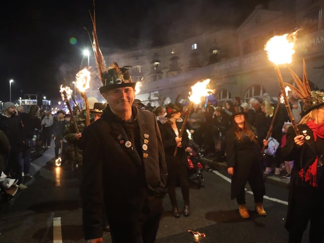 Hastings Bonfire 2024. Photo by Andrew Clifton.