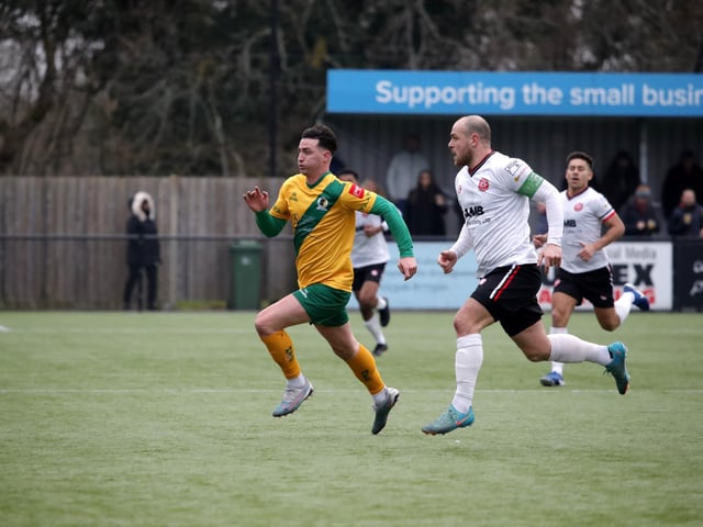 Promotion-chasing Horsham FC were held to a 1-1 draw at home by visiting Chatham Town