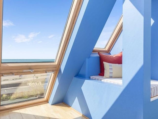 The property is prominently set back from Marine Parade, nestled on a good size plot with ample parking and detached double garage to the rear. Tide Mills is situated nearby, together with Seaford Sailing Club and unspoilt beach just a few paces away. Seaford town centre and railway station are both within one mile distance.