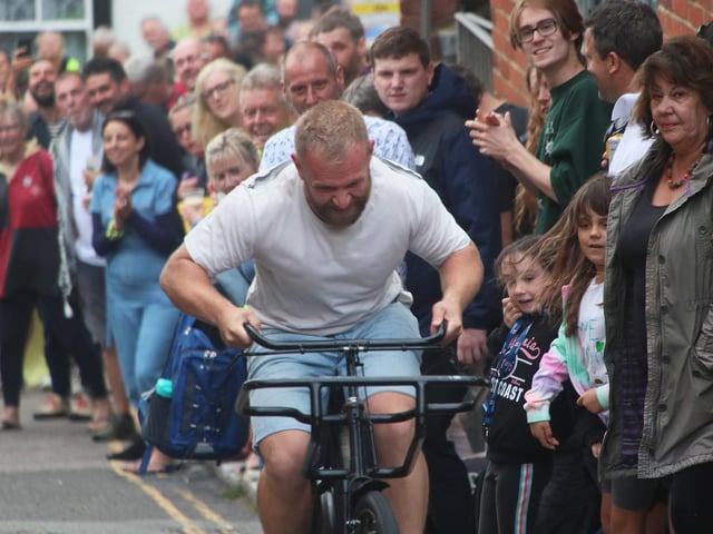 Hastings Old Town Carnival Week 2023: Bike Race. Photo by Roberts Photographic.