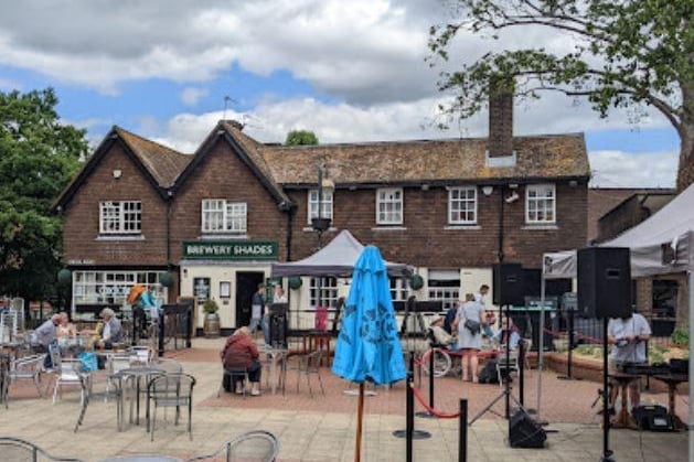 Pubs: It’s hard to decide what pub to visit in the town as there are so many to choose from. If you want a nice pub lunch or a place to visit with your friends, the town has you covered.