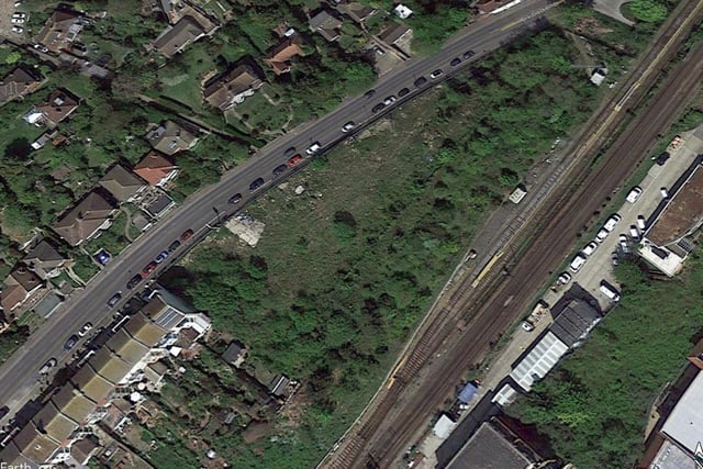 Photo taken from Google Earth.

Old Hollingsworth's Ford garage site in Braybrooke Road, Hastings. The garage was demolished in 1999. 