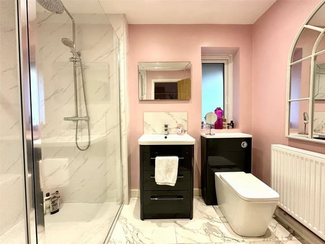 Lincoln Close, Meads, Eastbourne,