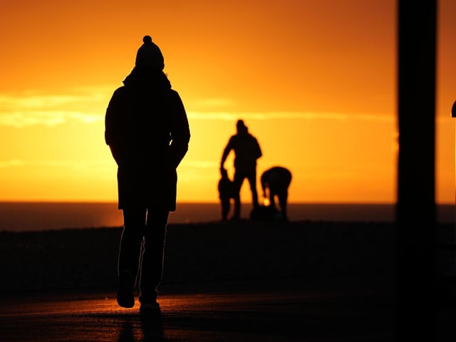 Photographer Eddie Mitchell took these pictures of the stunning sunset in Worthing at the weekend