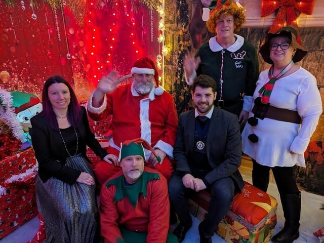 Bentwood Hub C.I.C Directors Anna Sharkey and Gordon Sharkey (Santa Claus) and Deputy Mayor Duncan Pascoe