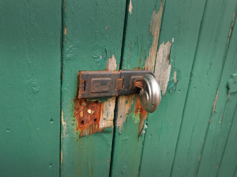Beach hut tenants in West St Leonards are furious about the condition of their huts.