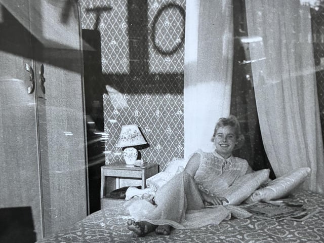 Luxuriating in the Worthing store display in the late 1950s to early 1960s