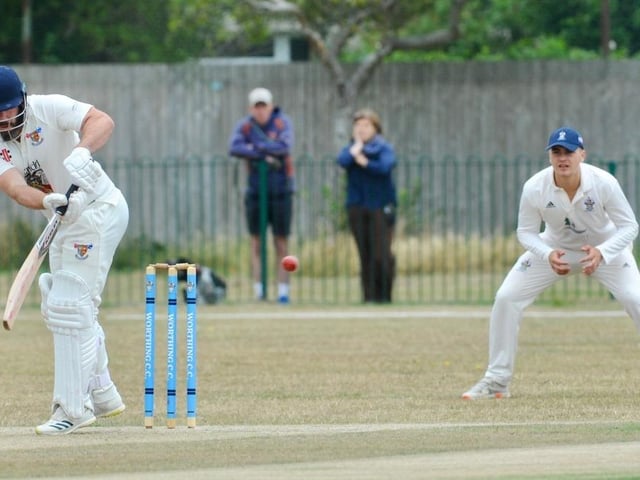 Worthing CC v Mayfield CC, Sussex League Division 2