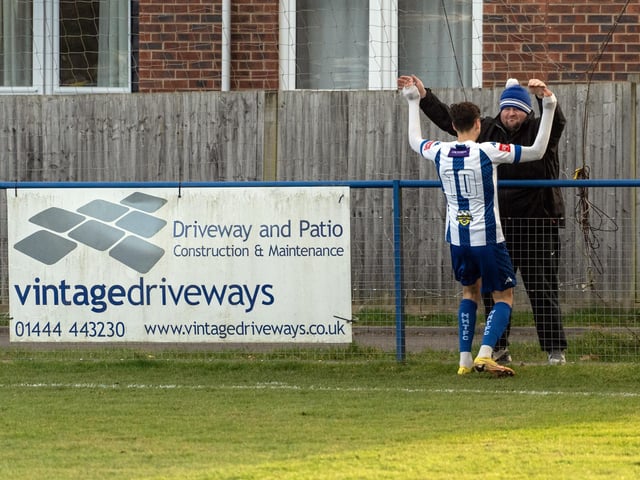 It finished 2-2 v Corinthian as Haywards Heath Town played their first game under Jay Lovett