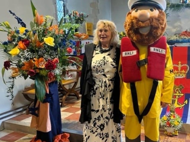 A flower festival was held at a church in Pevensey Pay in a fundraiser for Eastbourne’s RNLI.