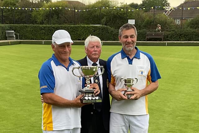 Men's Champion Ric Davey and runner up Richard Bourne