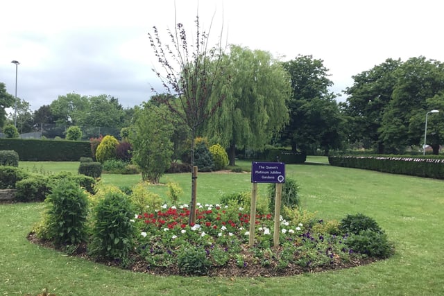 Jubilee Picnic In The Park & Ornamental Gardens Renaming Ceremony, Horley Recreation Ground