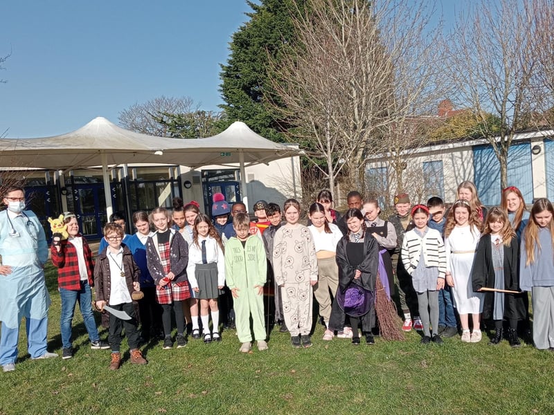 Thomas A' Becket Junior School, Worthing, 5WA