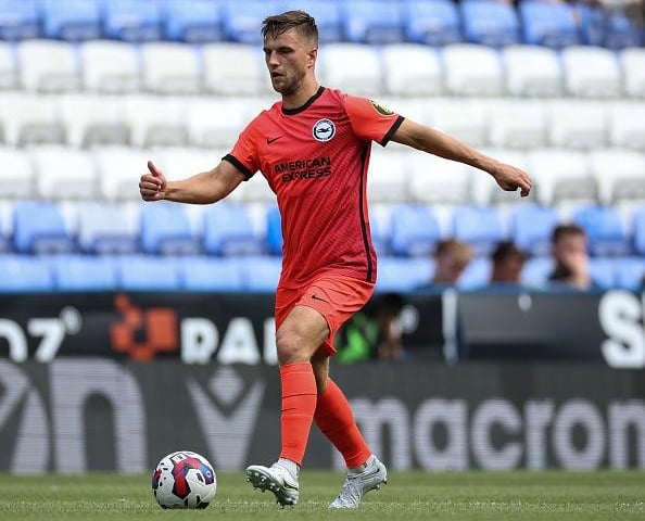Expect to see the relible Dutchman on the right of the back three
