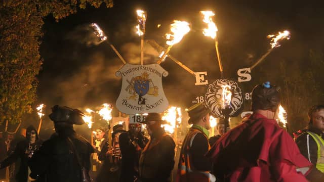 Ewhurst & Staplecross Bonfire 2023. Photo by Andrew Clifton.