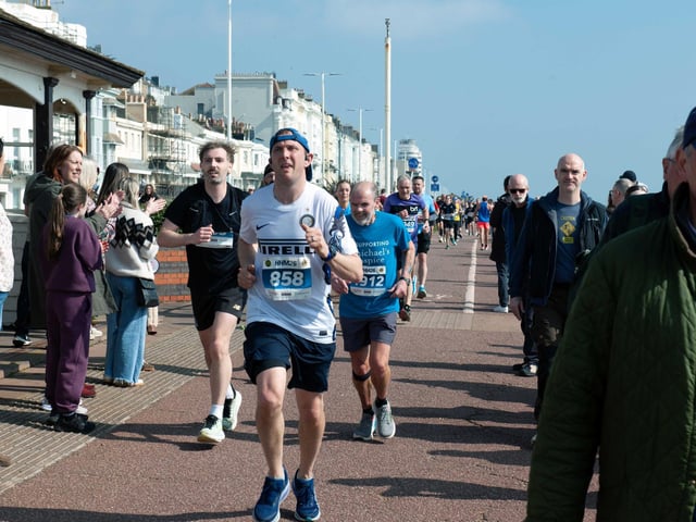 Hastings Half Marathon 2026 - pictures by Frank Copper