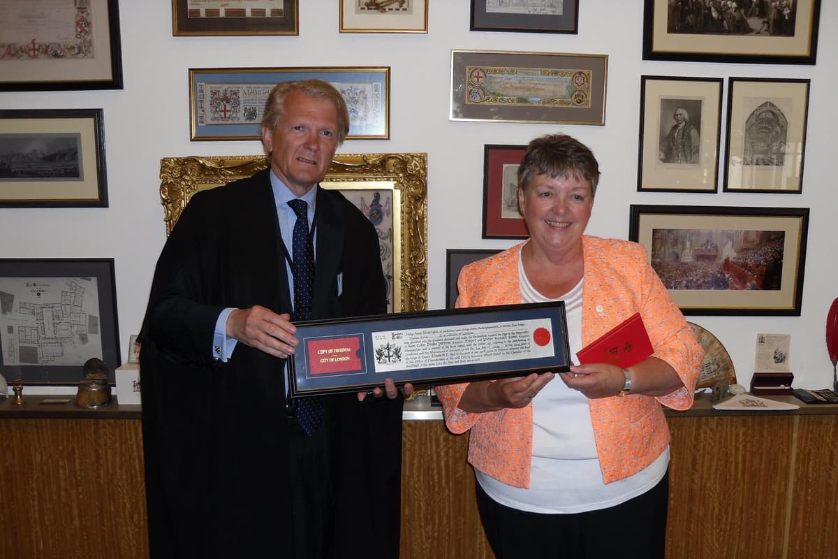 Stuart Botwright London tour guide Sally Botwright returns to give talk in Worthing