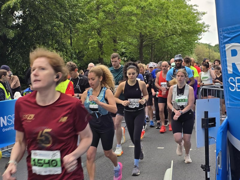 Run Gatwick 2026 half marathon and 5k
