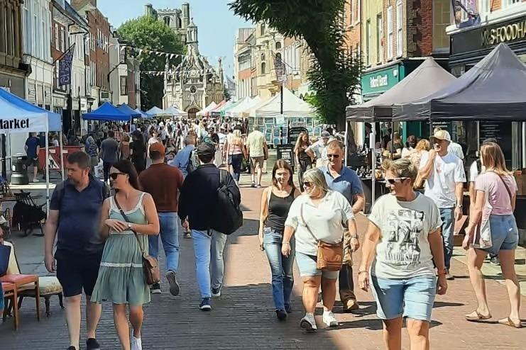 Chichester Antiques, Vintage and Decorative Arts Street Market cancelled due to forecast strong winds