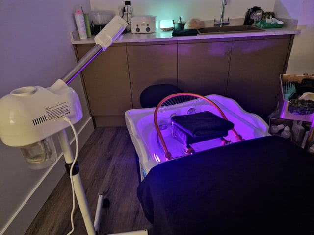 Halo & Silk offers Japanese head spas, facials and other treatments
