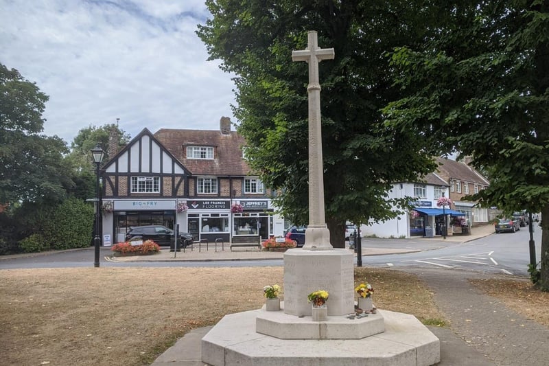 The trail starts at the War Memorial on Angmering Village Green