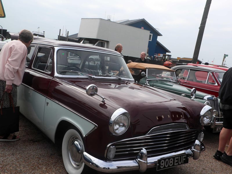 Hastings Week 2025. Classic Car Show 12/10/. Pic by Roberts Photographic.