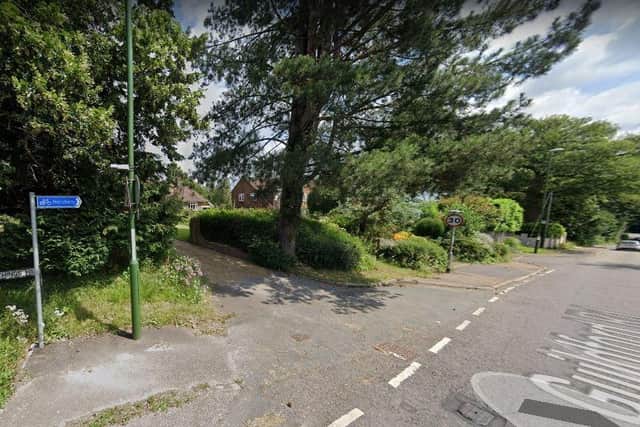 Planning permission is being sought from Horsham District Council to knock down a house in Farthings Hill and replace it with two houses and nine flats