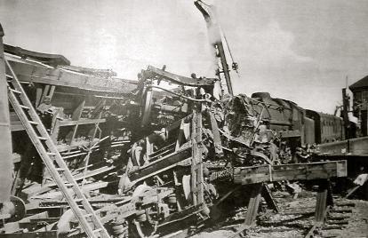 Looking back at the tragic rail crash which killed five people in 1958
