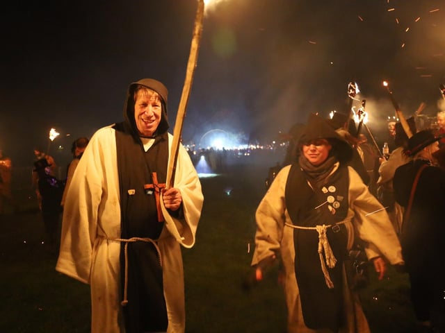 Robertsbridge Bonfire 2023. Photo by Andrew Clifton.