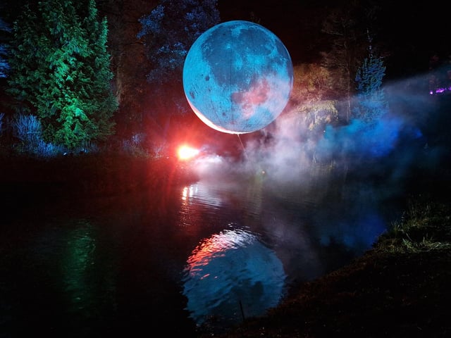 Leonardslee Lights 2024 transports guests into an enchanting world as the gardens come alive with stunning illuminations, captivating large-scale installations, mesmerising fountains and more