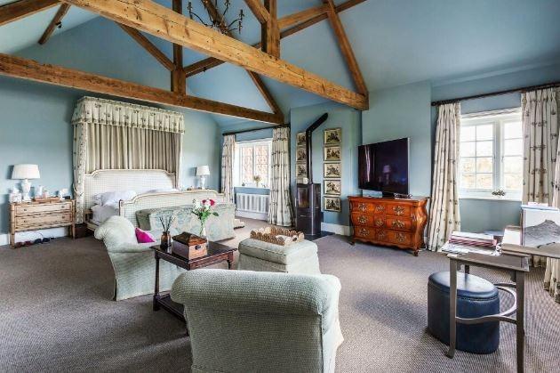 Most of the bedrooms have en-suite bathrooms