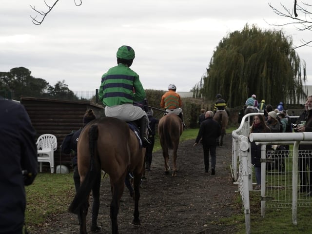 Southern National race day 2025 at Fontwell Park