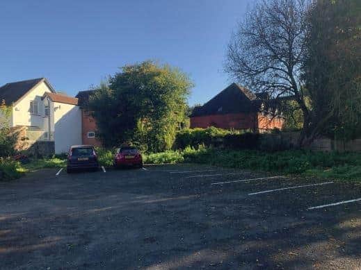 It is planned to turn the car park at the Anchor Inn in Storrington into a garden area with a roofed pergola and seating pods