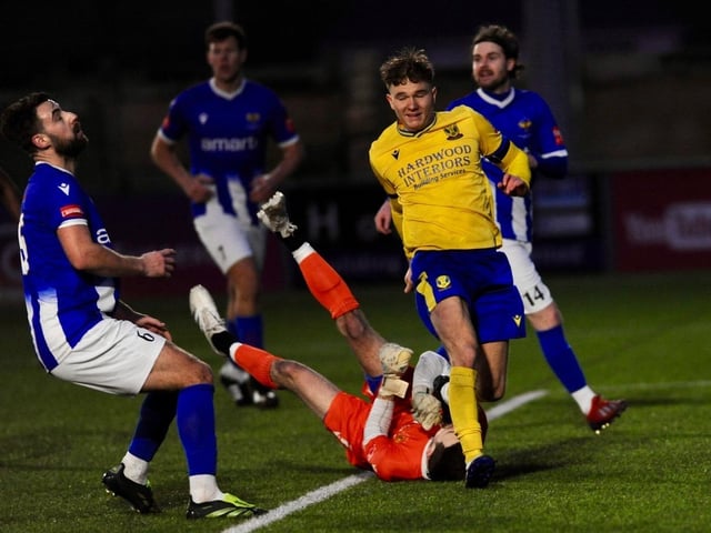 Lancing v East Grinstead Town, Isthmian south east division