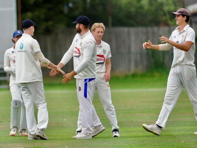 Worthing CC v Eastbourne CC, Sussex League Division 2