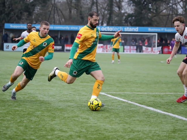 Promotion-chasing Horsham FC were held to a 1-1 draw at home by visiting Chatham Town