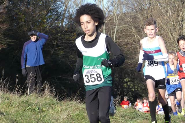 Max Gayle (under 13) leading a group of runners at the top of the hill | Picture: Ian Luxford