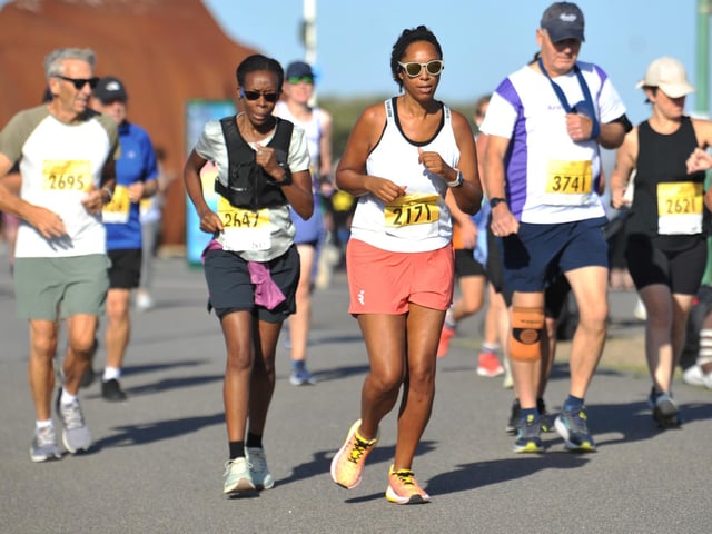 Littlehampton 10K 2026. HR26090601 Pic Hollie Robards/Iconic Media Group