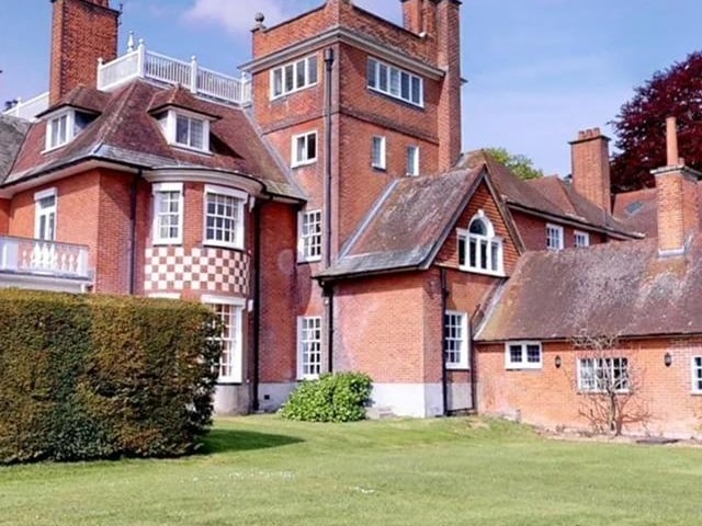 Another aspect of the impressive property