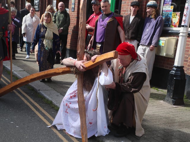 Procession of Witness 2024 on Good Friday in Hastings Old Town. Photo by Roberts Photographic.