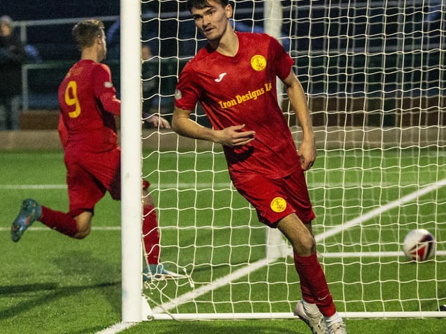 Newhaven went out of the FA Vase in the second round on Saturday, losing 4-1 to Deal Town. Photographer Paul Trunfull was there to catch the action.
