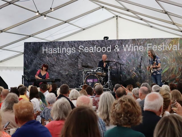 Hastings Seafood & Wine festival 2023. Photo by Kevin Boorman. Lianne Carroll's Jazz Breakfast.