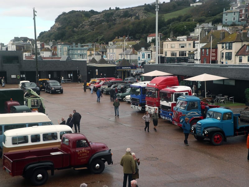 Hastings Week 2026: Sprat & Winkle Run. Photos by Roberts Photographic