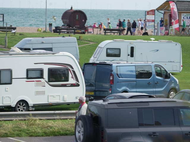 Police respond to new traveller camp in Sussex