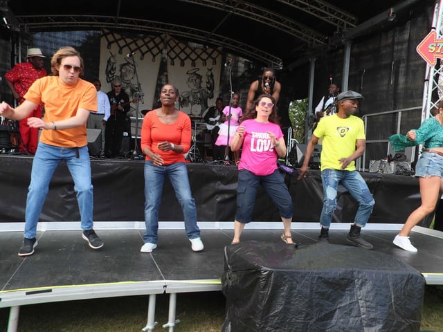 St Leonards Festival 2023. Photo by Roberts Photographic.