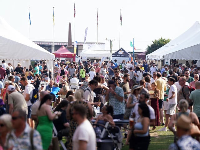 Hundreds gathered in Steyne Gardens to take part in this year’s Worthing Food and Drink Festival.