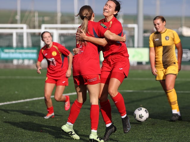Newhaven Ladies v Sutton, London and SE League Premier