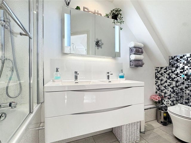 This luxury riverside townhouse with sweeping river, castle and cathedral views has come on the market with Graham Butt Estate Agents priced at £950,000 ,