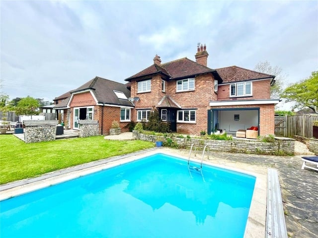 Arlington Road East, Hailsham